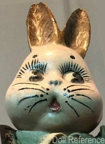 1917 Quaddy Playthings Peter Rabbit doll face
